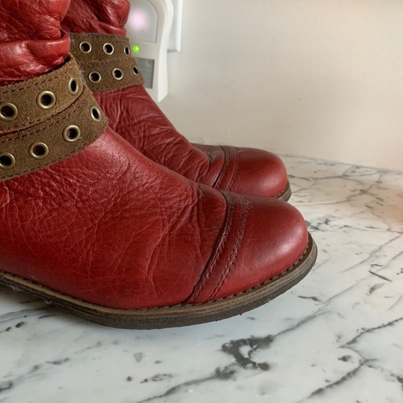 Caterpillar Red Ankle Boots. size 8 - Picture 3 of 8